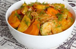 зеленчук чорба со тиквички